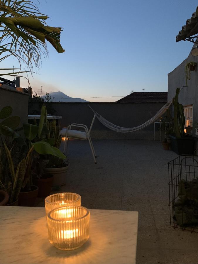 Homestay Rooftop Catánia Buitenkant foto