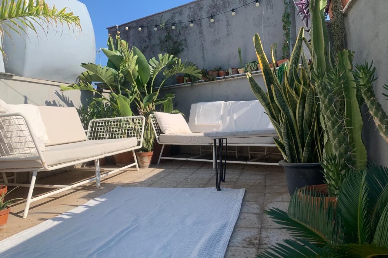 Homestay Rooftop Catánia Buitenkant foto